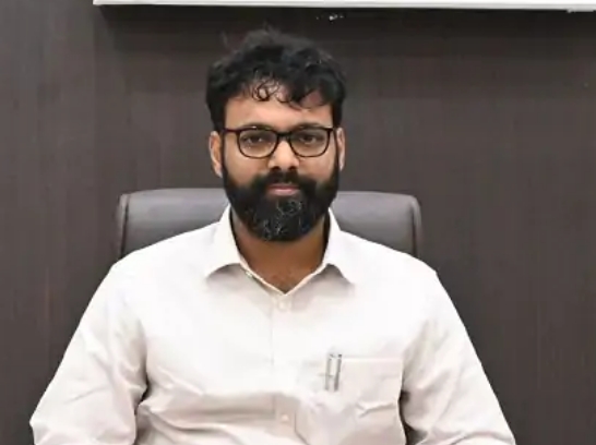 ब्रेकिंग जशपुर : कलेक्टर रोहित व्यास की बड़ी कार्रवाई,लंबे समय से अनुपस्थित 06 संविदा कर्मचारियों को किया बर्खास्त 