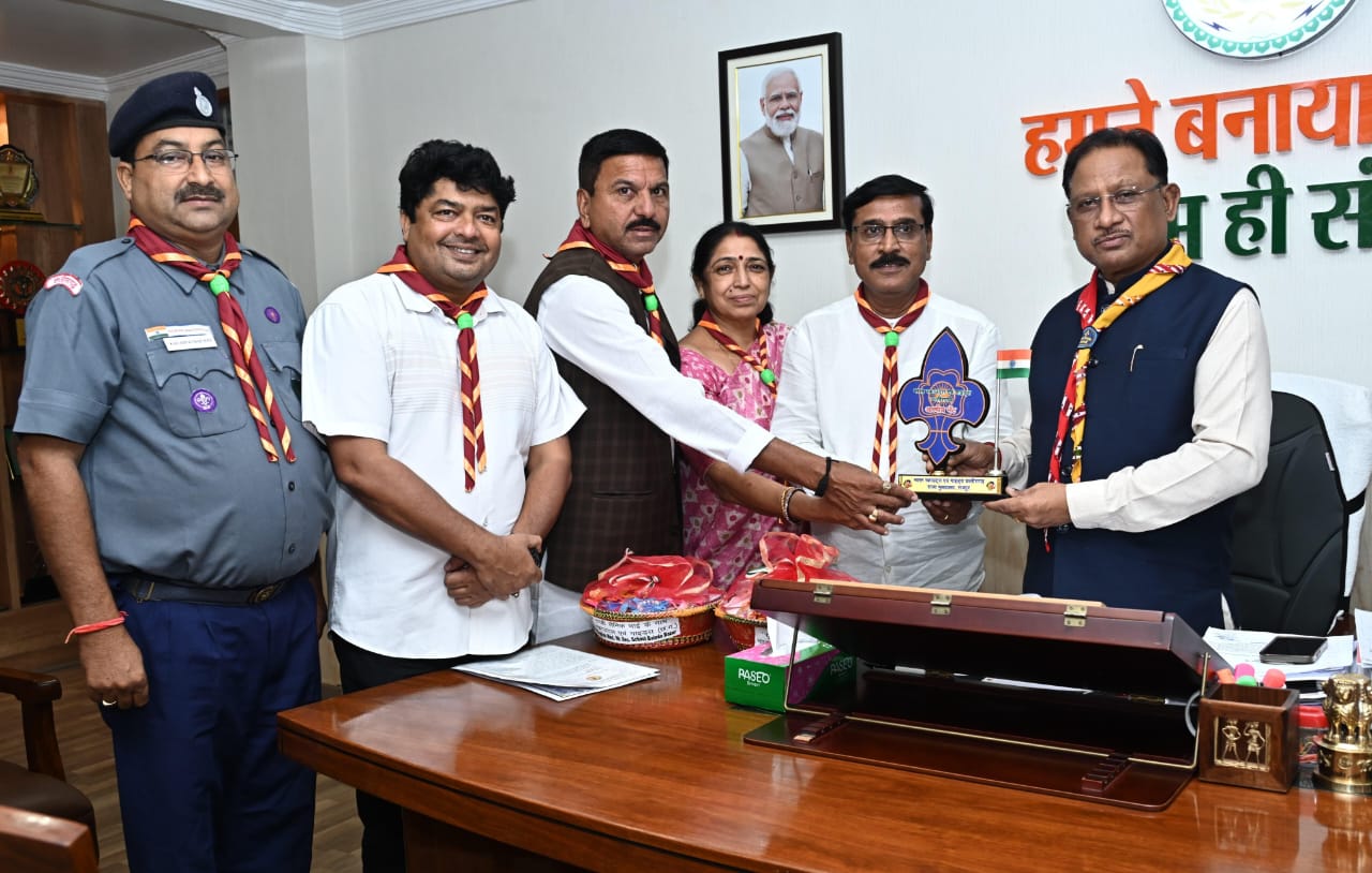 एक राखी सैनिक भाइयों के नाम' अभियान,मुख्यमंत्री से प्रतिनिधिमंडल ने की मुलाकात