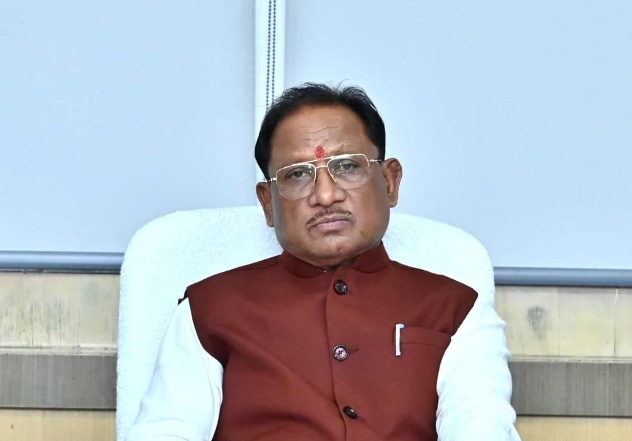 नहीं चलेगी ‘पेशी पर पेशी’, लंबित राजस्व मामलों पर सख्त हुए मुख्यमंत्री विष्णु देव साय।