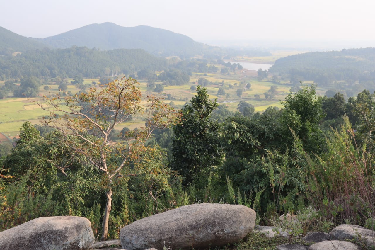 गढ़पहाड़ की गुफा में मिली हजारों साल पुरानी सभ्यता की झलक, जयमरगा बना प्रागैतिहासिक धरोहर का केंद्र