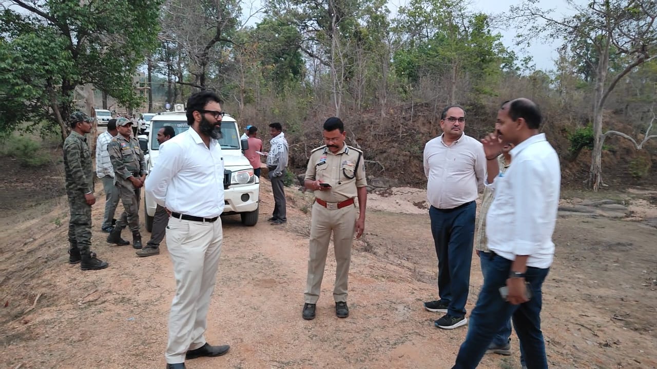 जशपुर में प्लेन क्रैश की अफवाह, प्रशासन की सर्चिंग जारी, क्रैश की कोई पुष्टि नहीं